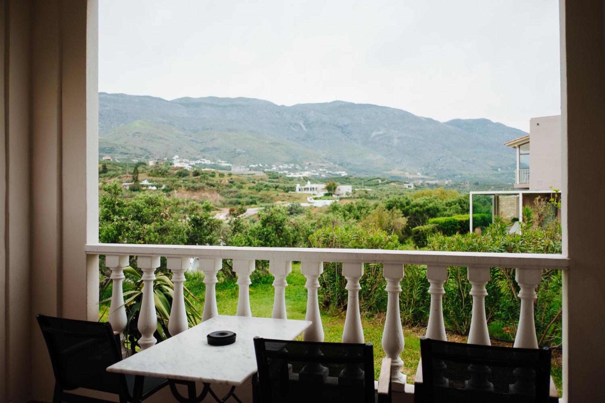 Finikas Apartments Plakias Bagian luar foto