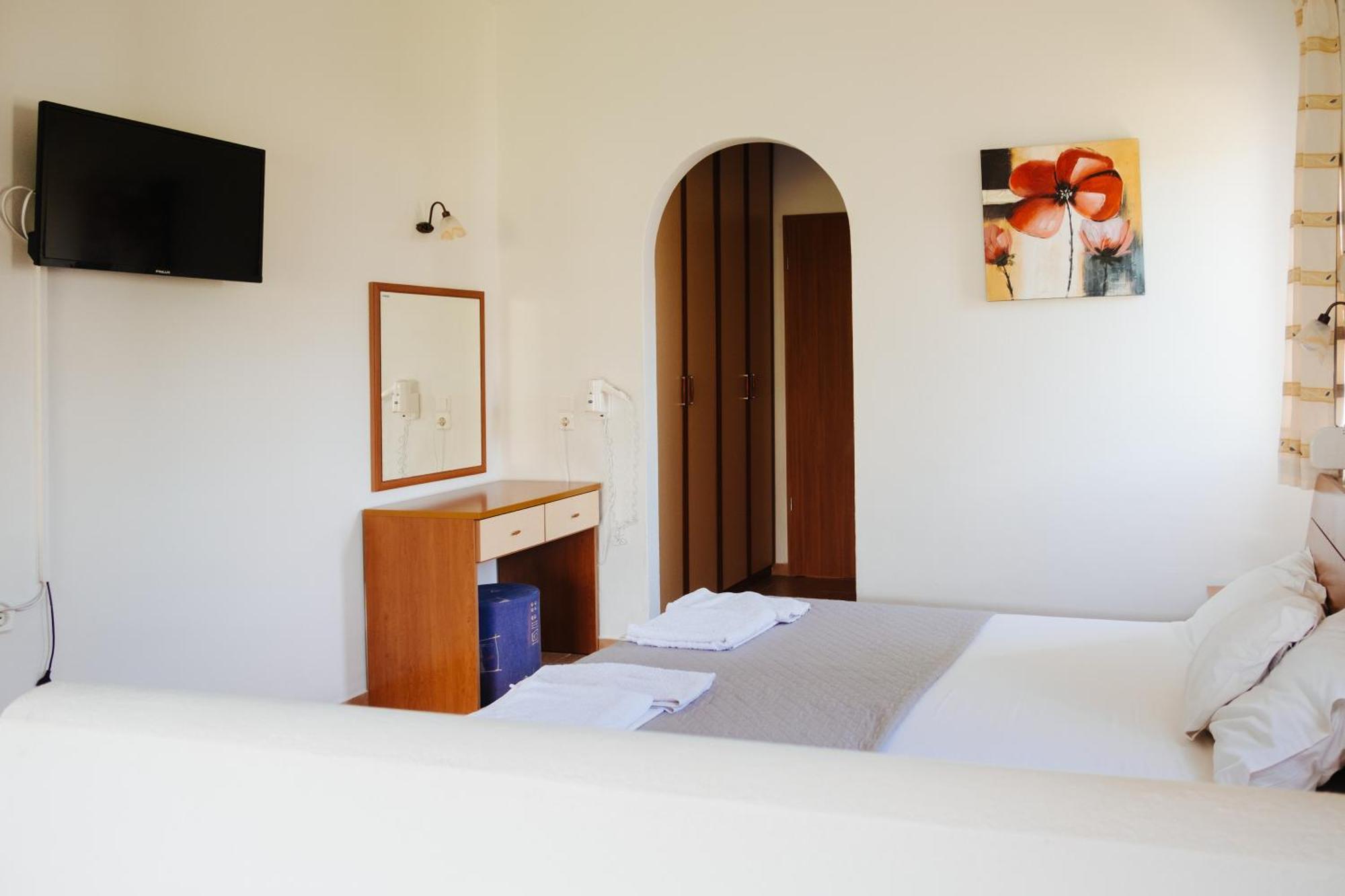 Finikas Apartments Plakias Bagian luar foto