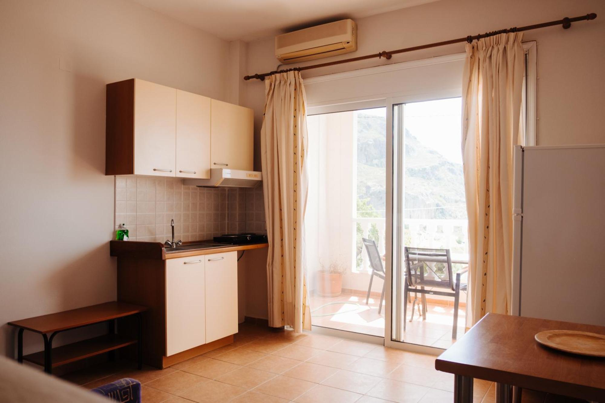 Finikas Apartments Plakias Bagian luar foto